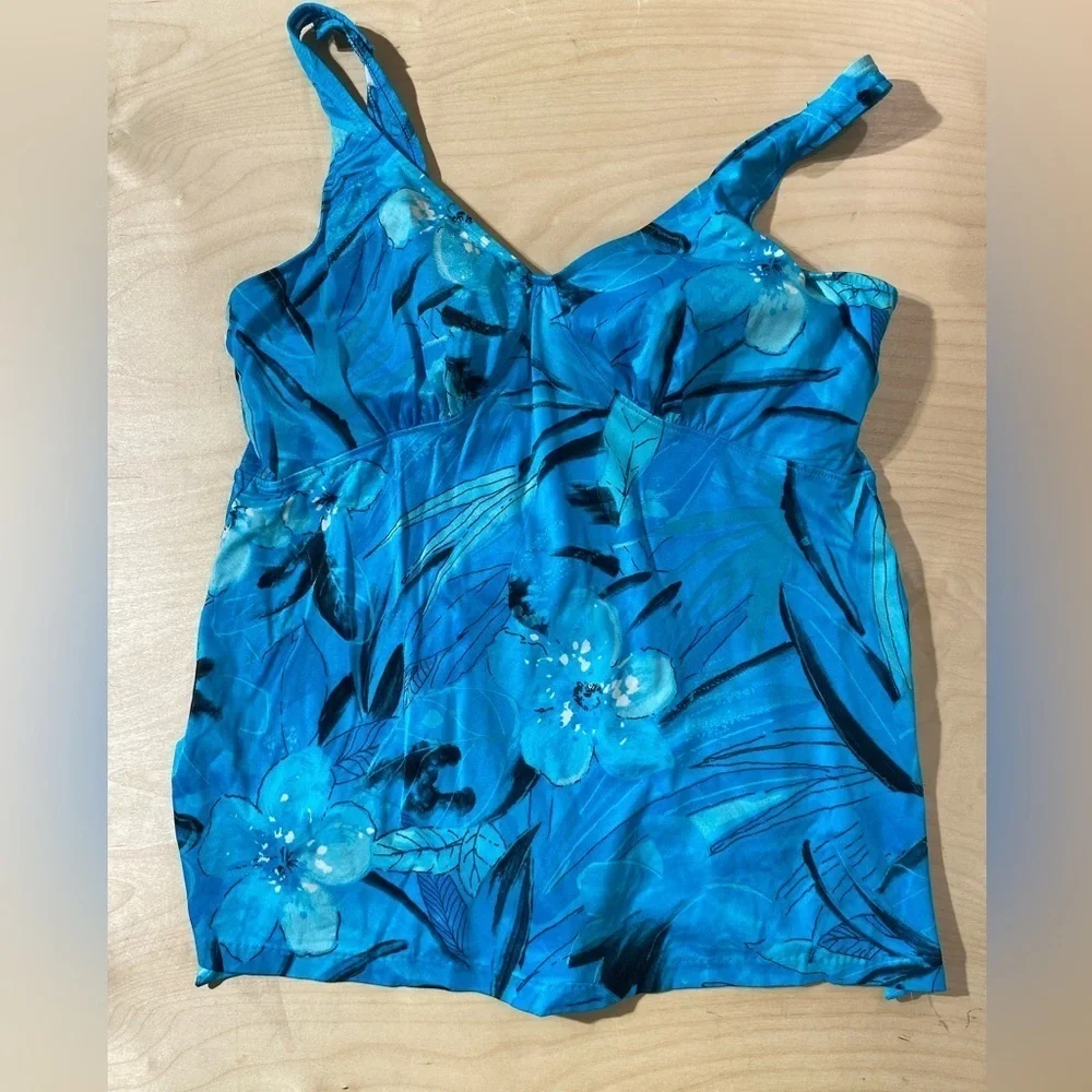 Maxine of Hollywood One Piece Swimsuit 22W (BX)